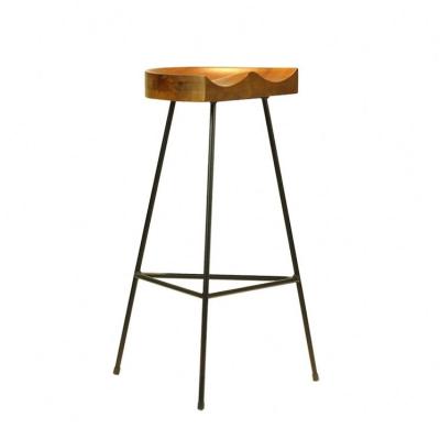 中国 Hot Product Modern Wooden Umpire Chair Bar Stool Metal Wire Seat Metal Wire Bar Stools For Sale 販売のため