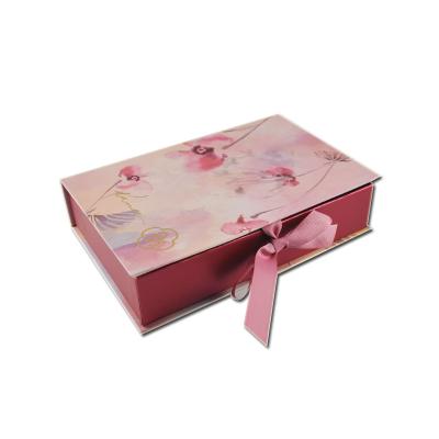 China Guangzhou Eco-Friend Handmade High Quality Custom Safe Baby Clothing Packaging Gift Box for sale