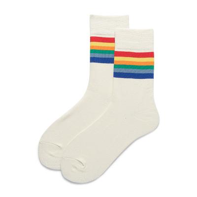 China Athletic Socks Design Perspiratory Custom Design Sense Retro Mens Winter Fashion Tube Socks Mens for sale