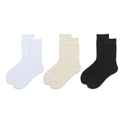 China Cotton sock factory direct sales sports absorbent sweat deodorant fashion fun men's soft socks for sale