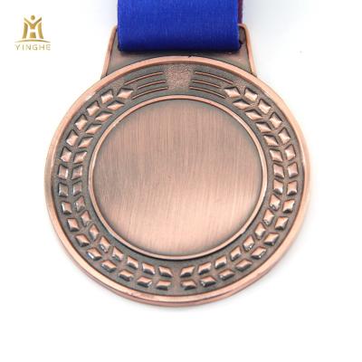 China Factory Wholesale Europe Sport Marathon Cheap Running Finisher Zinc Alloy Medal With Lanyard for sale