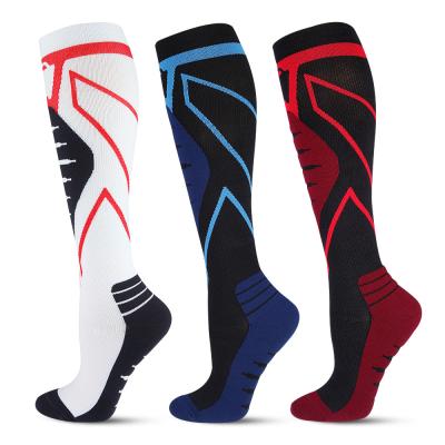 China New Fashion Breathable Outdoor Sports Socks Anti-fatigue Compression Socks Cycling Socks for sale