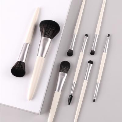 China Angular Blush 2020 New 8pcs Professional Makeup Brush Set Professional Private Label Brand White Foundation Brush for sale