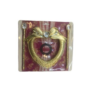 China Fashion Wholesale Window Curtain Accessories Decorative Heart Shaped Plastic Insert for sale