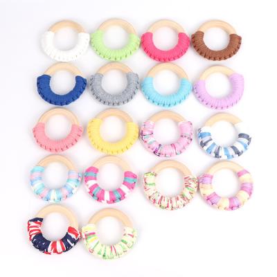 China Non-toxic Nondisposable Healthy Wool Knitting Natural Wooden Teething Ring Baby Chewing Toy Baby Teethers for sale