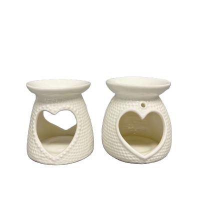 China AROMATIC Porcelain Essential Oil Ceramic Heart Shaped Burner for sale