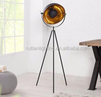 China Floor Lamp Industrial Gold Floor Lamp Black Floor Standing Lamp For Living Room Black Floor Lamp for sale