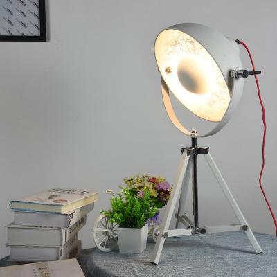 China Retro Vintage Style Metal Industrial Decoration Adjustable Desk Light E27 Table Lamp for sale