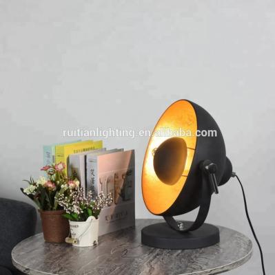 China Vintage E27 Industrial Home Office Decoration Lamp Table Desk Lamp Lighting Sitting Desk for sale