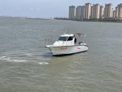 China 2023 new 25ft FRP Half top fishing boat with cabin in cheap price zu verkaufen