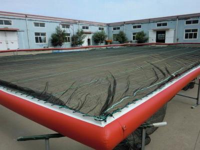 China HDPE Maschen-Boom-aufblasbare Luft-Matten-Farbe optional für Swimmingpool/Meer zu verkaufen