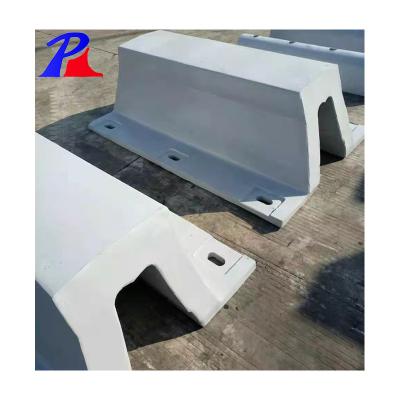 China CCS.BV.ABS.SGS Certified V Type Marine Rubber Arch Fender for Berthing for sale