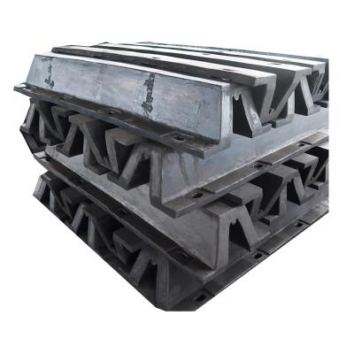 China CCS/BV/SGS/ABS Certified Black Marine Fender Rubber Bridge V Type Super Arch for Dock for sale