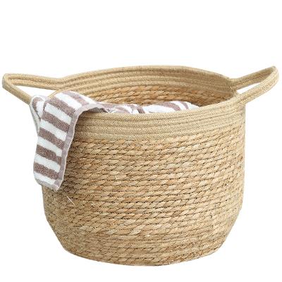 China Viable Straw Rope Seaweed Cattail Storage Basket Straw Basket Weaving Dirty Laundry Basket for sale