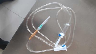 Κίνα Disposable Infusion Set with Micro-porous Filter 15-60 Drops/ml Flow Rate προς πώληση