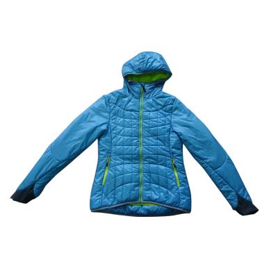 China Sustainable Hot Sale Custom 100% Polyester Winter Women Clothing , Quilted Jacket Padding Women Winter for sale