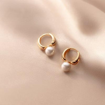 China FASHION Jewelry 925 Sterling Silver Round White Shell Pearl Earings Earrings Rose Gold Color Plated Hoops For Women for sale