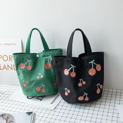 China High Quality New Korean Custom Women's Cute Portable Bucket Bag Bento Bag Japanese Cherry Small Lunch Box Canvas Tote Bag for sale