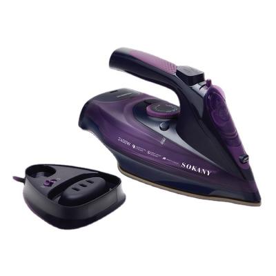 China Car iron steam iron plug in steam iron for sale