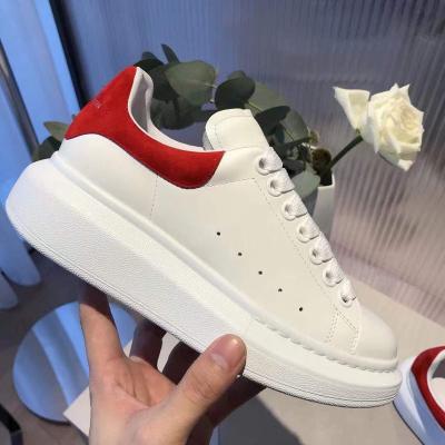 China Fashion Trend Hot New Design Wholesale Original Top Quality Men And Women Genuine Leather Thick Sole White Sneaker Shoes for sale