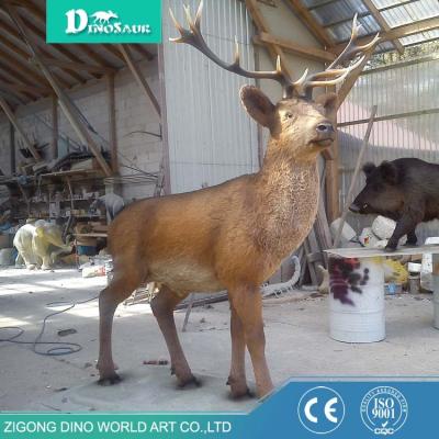 China Funny Museum Christmas Decoration Reindeer Statue 	Realistic Animatronic Animals for sale