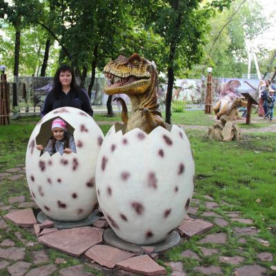 China Museum fiberglass simulation dinosaur egg DINOWORLD Fiber Glass Model for sale