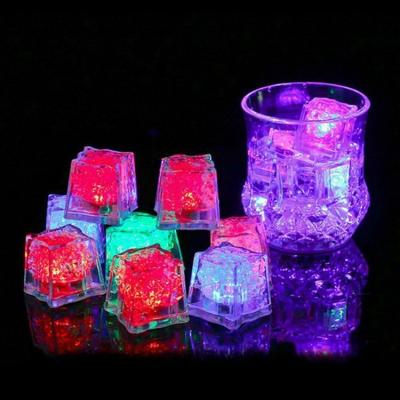 China 100% brand new and high quality Factory LED Ice Cubes Plastic Lighting Up Ice Cubes For Bar Tool Club Champagne Tower Flashing Led Ice Cube for sale