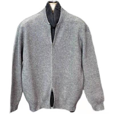 China Anti-wrinkle custom knit baseball neck men's cardigan is worn over a fashionable slouchy sweater jacket for sale