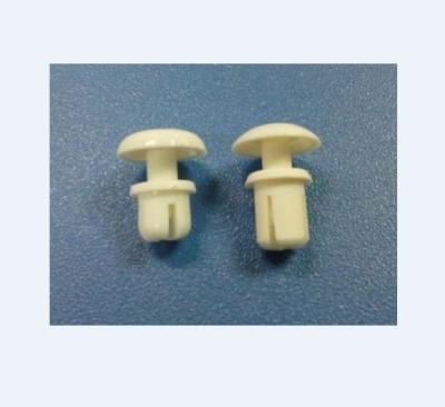 China Nylon Plastic Rivet R3035 Nylon Rivets for sale