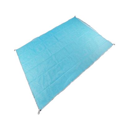 China Portable Promotional Foldable Nylon Mesh Sand Mat Beach Free Mat for sale