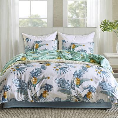 China Nondisposable Luxury Print Stock Brand 4pcs Duvet Cover Bed Sheet Spreads Sheet Comforter Bedding Set for sale