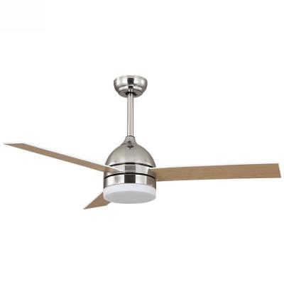 China Modern LED Ceiling Fans With 42/48/52 Inch MDF 3 Blades Modern Chandelier Light DC Motor Remote Control Ceiling Fan With Led Light for sale