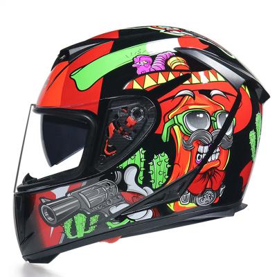 China 2022 new arrival motorcycle helmet SUBO helmet high safety motorbike full face double lens visor helmet for sale