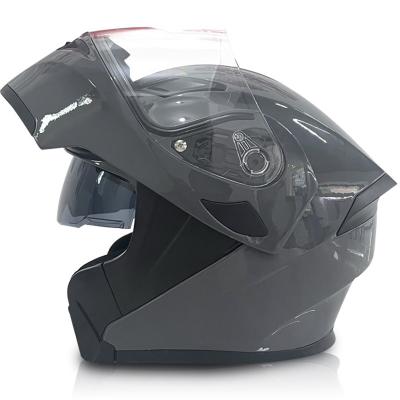 China 2020 New High Safety OEM Double Visor Full Face Motorcycle Helmets DOT Approved SUBO for sale