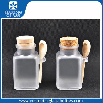 China Frosted 100ml Plastic Cosmetic Bath Salt Bottles With Wood Cork And Spoon for sale