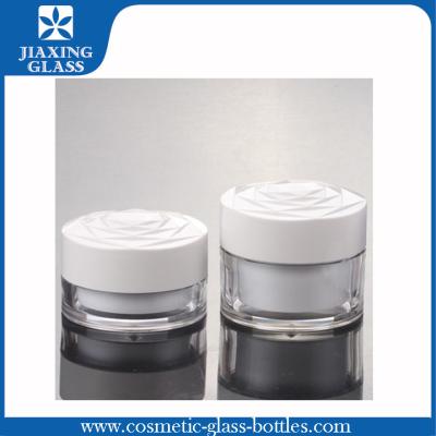 China 10g 20g Transparent Plastic Cosmetic Bottles With Screw Cap For Skincare for sale