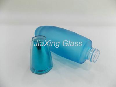 China 130ml Eco-Friendly Glass Lotion Bottle Blue Cosmetic Round Glass Bottles for sale