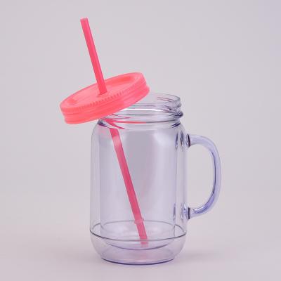 China Unisex Plastic Drink Cup with Handle Lid and Straw Capacity 501-600ml Portable Design for sale