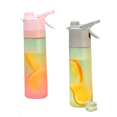 China Double Wall PC Plastic Sports Insulated Spray Water Bottle for Outdoor Bicycle Sports for sale