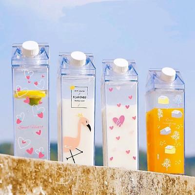 China Transparent Square Milk Carton Box Shape 500ml Plastic Drink Bottle Large Capacity Cup for sale