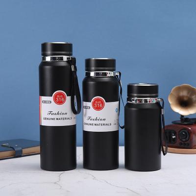 China 1000ml Insulated Thermos Flasks Food Grade Stainless Steel Water Bottles for Sports for sale