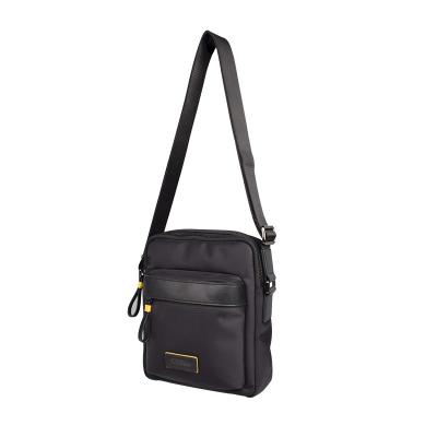 China Wholesale Casual Daily Life Men's Chest Shoulder Bag Polyester Pussy Pack Messenger Bags for sale