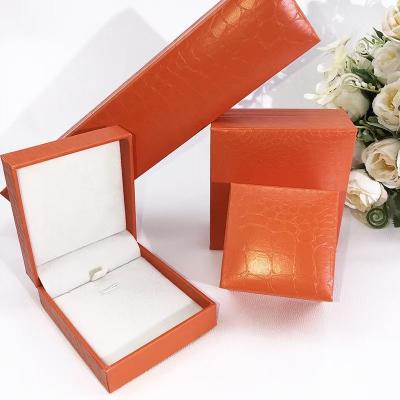 China Eco-Friendly Rectangle Paper Necklace Bracelet GiftJewelry Sliding Necklace Box Jewelry Boxes With Logo Luxury for sale