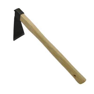 China AGRICULTURE GARDEN CARBON STEEL DIG HOE Single Hand Agricultural Garden Tools With Wooden Handle for sale