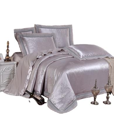 China Nondisposable 100% Silk Jacquard Bedding Set , Grade Mulberry Silk Fabric 25mm for sale