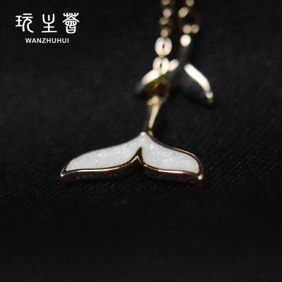 China Wholesale Custom CLASSIC Diamond Necklace For Women And Girls Fish Tail Fish Tail Zircon Pendent Necklace for sale