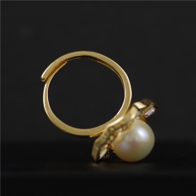 China Freshwater Women Ring Couple Engagement Ring Flower Pearl CLASSIC Chunky Rings Fhaped for sale