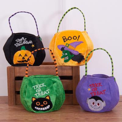 China Dress Up 20*15cm Reusable Tote Feature Felt Custom Small Pumpkin Gift Bag For Halloween for sale