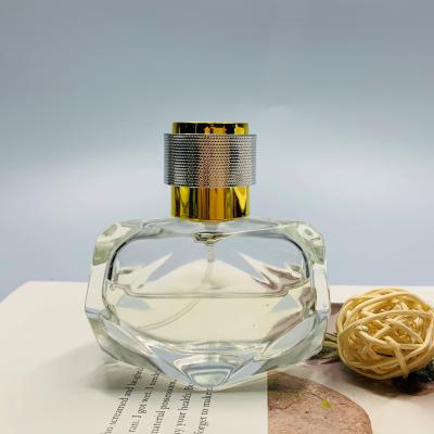 China Diamond Design 50Ml Cosmetic Fancy Empty Single Clear Perfume Spray Glass Bottle for sale