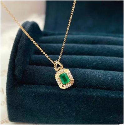 China CLASSIC Lightweight Luxury Shiny Women's Diamond Halo Emerald Fine Jewelry Gem Pendant For Round Cut for sale